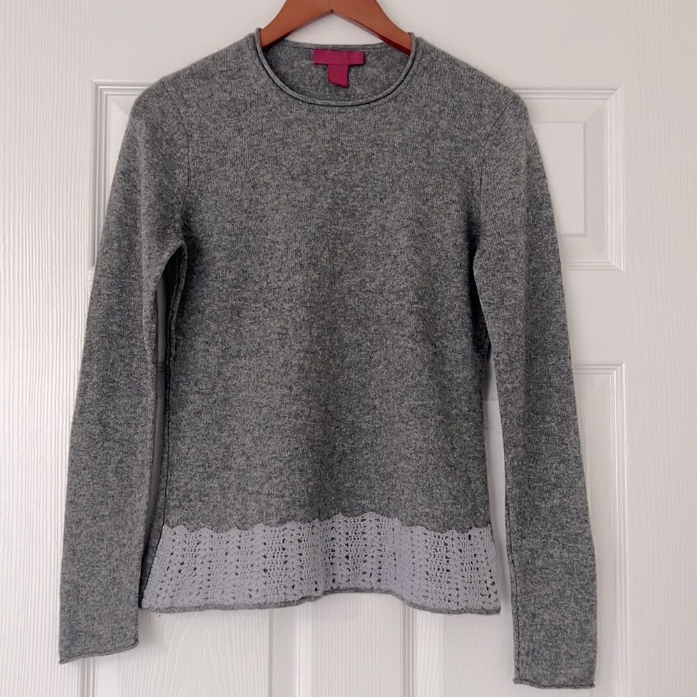 Cashmere Caehe gray cashmere sweater Sz Medium
